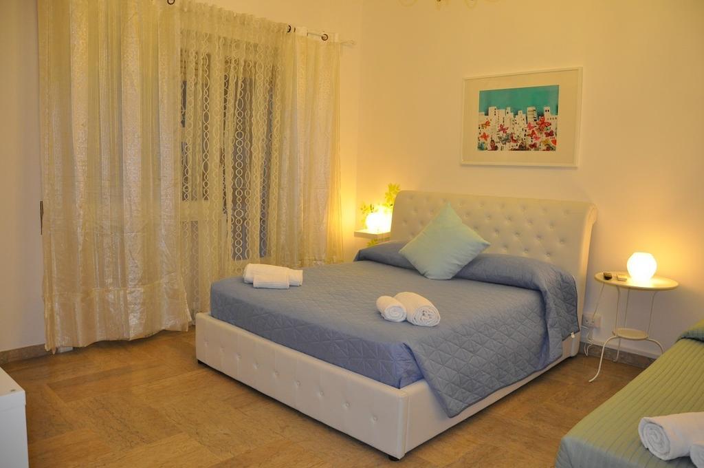 Big Home In Vatican ローマ 部屋 写真